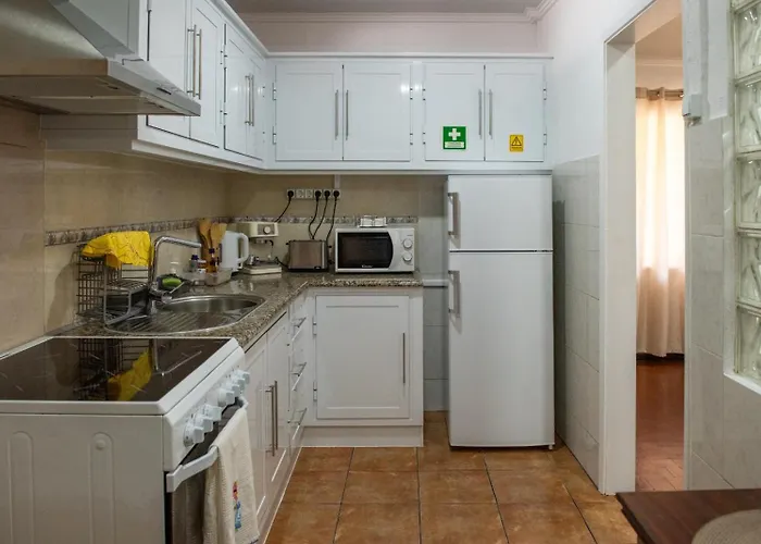 Sossego Da Abelheira * Πόντα Ντελγκάντα